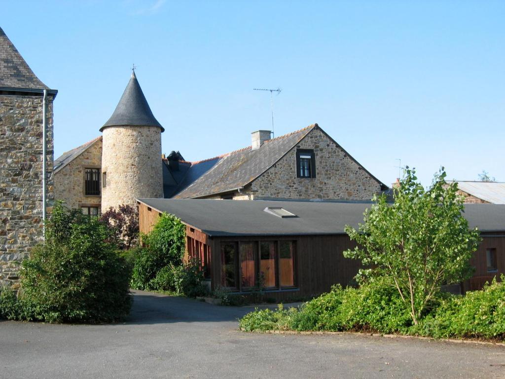 Gites De La Ferme Auberge De Mesauboin Billé Εξωτερικό φωτογραφία